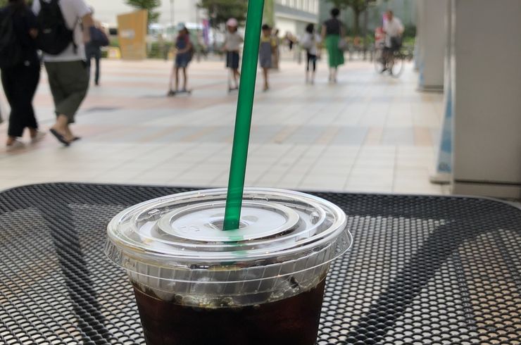 ストローから始めるプラスチックを削減！